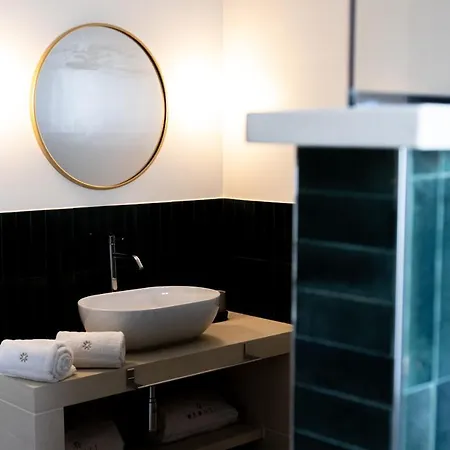 Oronti Guest house *