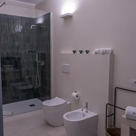 Oronti Guest house *