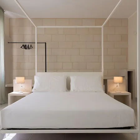 Oronti Guest house 4*